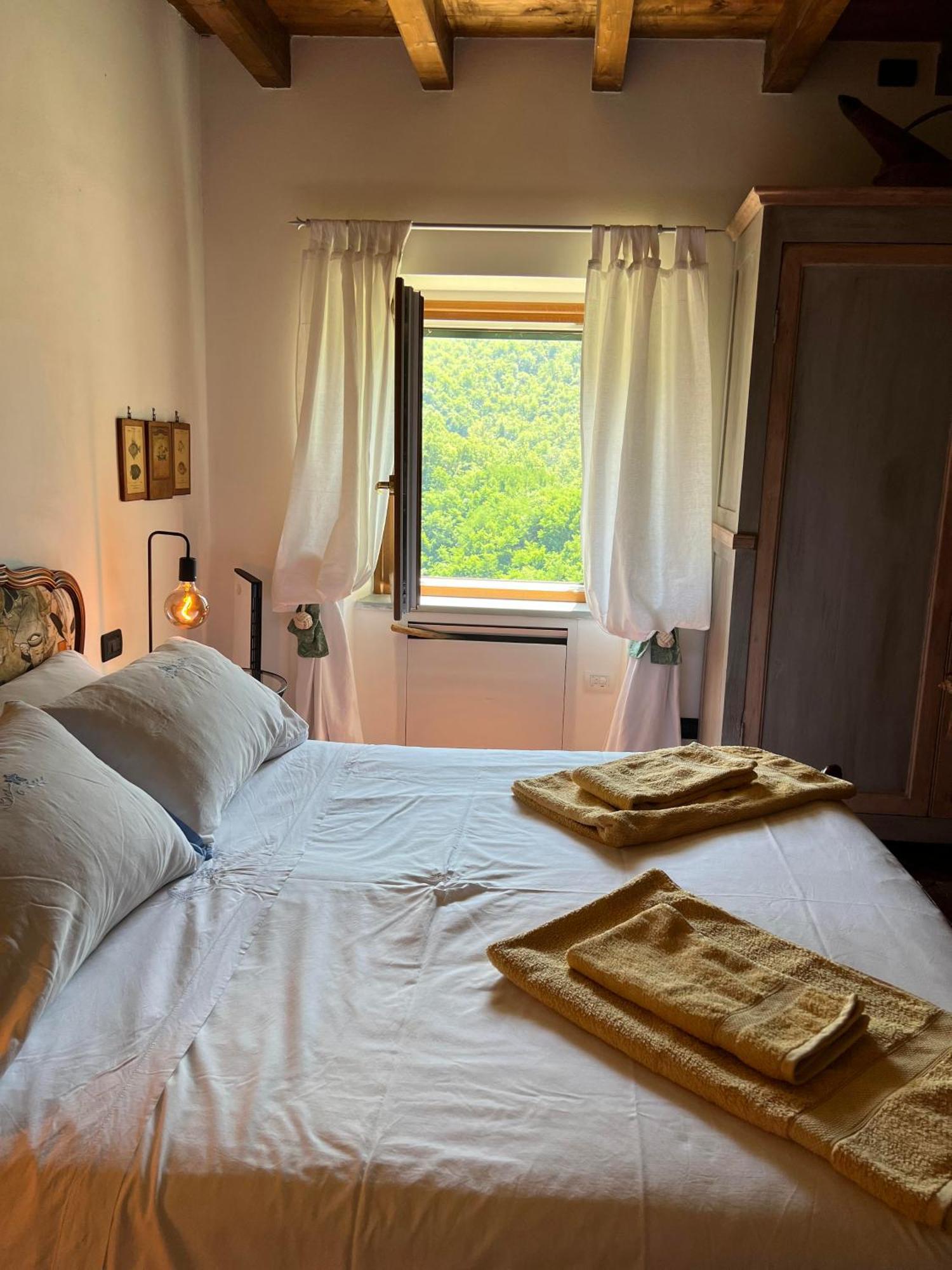 Casa Boru - A Beautiful Fully Restored Spacious House With Fantastic Views Calice al Cornoviglio 外观 照片