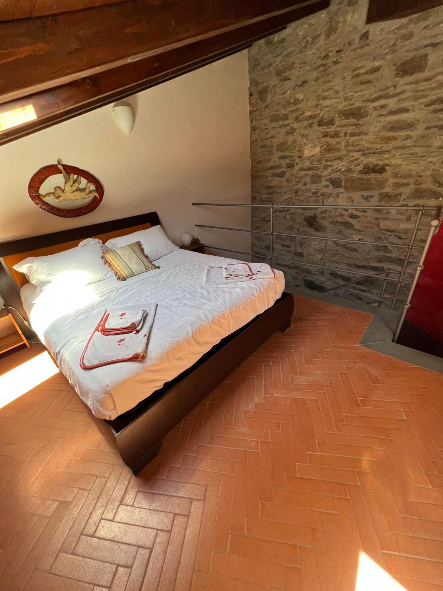 Casa Boru - A Beautiful Fully Restored Spacious House With Fantastic Views Calice al Cornoviglio 外观 照片
