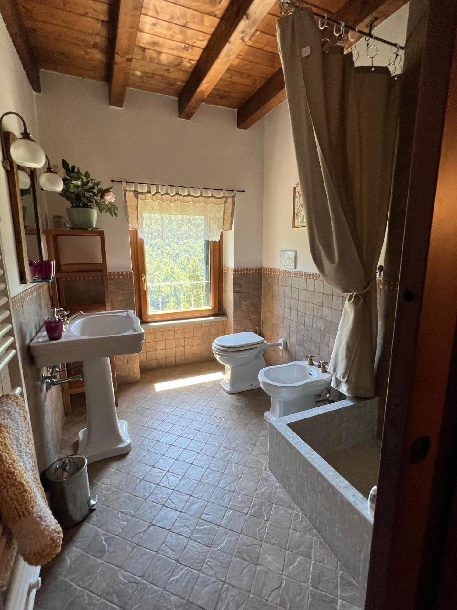 Casa Boru - A Beautiful Fully Restored Spacious House With Fantastic Views Calice al Cornoviglio 外观 照片